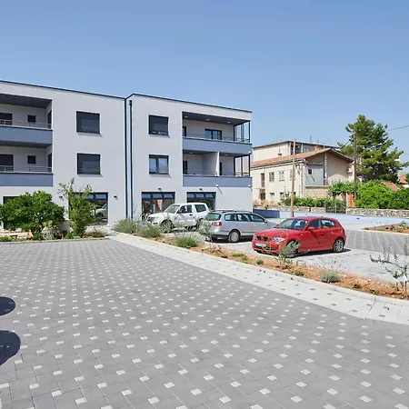 Antica No.3 * Τρογκίρ